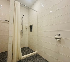 Одноместный номер (размещение 2 человека) в Транзит