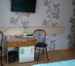 Двухместный номер Comfort с балконом (2 отдельные кровати) в Майский