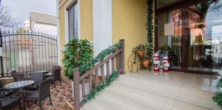 Геленджик: Гостевой дом Колибри