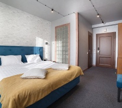 Просторный номер Классик с кроватью King-size в Loft Boutique