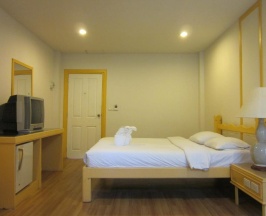 Двухместный номер Standard двуспальная кровать в Deeden Pattaya Resort
