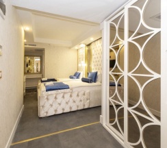Двухместный семейный номер Standard двуспальная кровать в Les Lion Luxury Spa