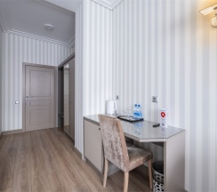 Семейный полулюкс с 2 двуспальными кроватями в Ka Royal Hotel Boutique