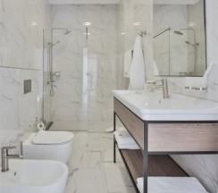 Luxe с балконом и с видом на море двуспальная кровать в Garden Resort