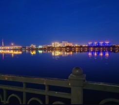 Апартаменты с балконом в Апартаменты В Центре Города Центральная Площадь