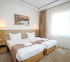 Двухместный номер Standard с видом на город двуспальная кровать в Отель Milan Hotel Tashkent