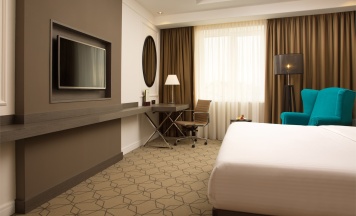 Стандартный номер с кроватью размера "king-size" в DoubleTree by Hilton Kazan City Center