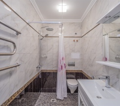 Большой двухместный номер с 1 кроватью или 2 отдельными кроватями в Кварталъ