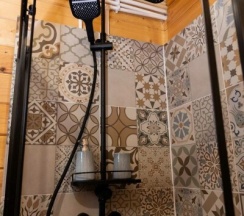 дом + баня в Избанька