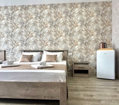 Трехместная комната комфорт в Корнилофф от Травел Хотелс Антураж