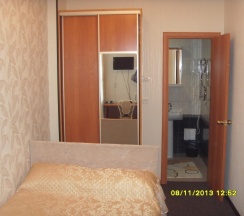 Номер стандарт улучшенный с 1 двуспальной кроватью (с завтраком) в Аэрополис