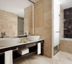 Двухместный люкс Superior c 1 комнатой двуспальная кровать в Hilton Astana