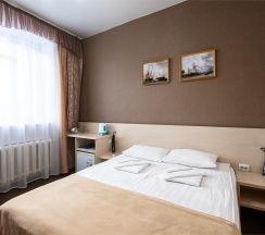 14 Одноместный номер(стандарт улучшенный),с двухспальной кроватью. в Аппартамент