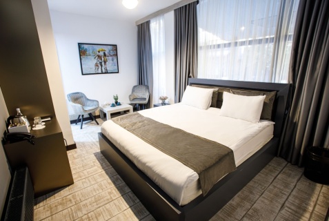 Ереван: Отель The Phoenix Boutique Hotel