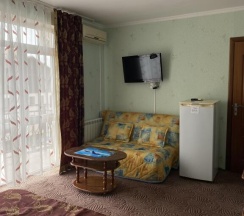 Четырёхместный номер Standard с балконом в Удача