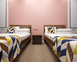 TWIN 205, 206 в Double L Hotel