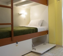 Кровать в общем номере (мужской номер) в Brazilodge All Suites Hostel