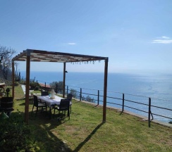 Коттедж в Casa a picco sul mare 5 terre