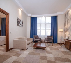 Номер Suite с двуспальной кроватью в Новотель Фит Красная Поляна