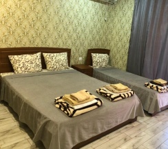 Трёхместный номер Standard с балконом в Атлант