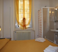 Двухместный номер Standard двуспальная кровать в Hotel Adelchi