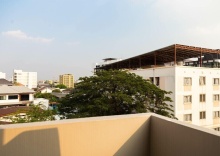 Номер Standard в RoomQuest Bangkok Ratchada