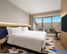 Четырёхместный люкс Пентхаус с 2 комнатами с видом на океан в voco Sanya Dadonghai By IHG