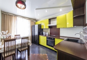 Апартаменты Апартаменты на улице Ю.-Р.Г. Эрвье 12 корпус 1 в Тюменской области