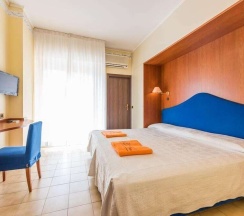 Двухместный номер Standard с балконом двуспальная кровать в Hotel Palladio