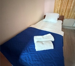Двухместный  номер эконом с отдельными кроватями в День-Ночь