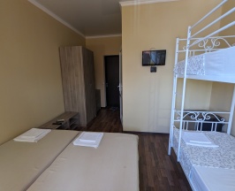 Стандартный четырехместный номер в Белые Росы