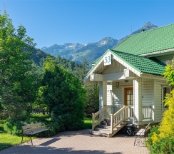 Вилла на поляне в Вилла Поляна