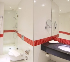 Двухкомнатный люкс в Avenue Park Hotel