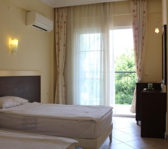 Номер Standard с балконом в Kleopatra Hotel