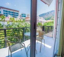 Двухместный номер Deluxe двуспальная кровать в Kata Blue Sea Resort
