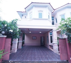 Вилла с 4 комнатами в Kamalar Palace Longstay house