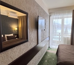 Стандарт с видом на озеро Double (Отель «Alira Palace») в Парк-отель Ая