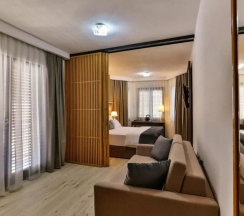 Двухместный полулюкс (двуспальная кровать) в Villa Dvor Kornic