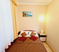 Номер стандарт улучшенный с 1 двуспальной кроватью в Золотой Лев