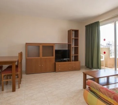 Апартаменты c 1 комнатой с балконом в Apartamentos California