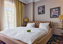 Делюкс с балконом в The Rooms Boutique Hotel