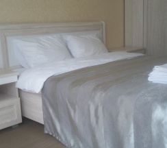 Двухместный номер Deluxe с балконом двуспальная кровать в Гега