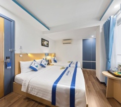 Трёхместный номер Standard с видом на воду в Blue Pearl Hotel