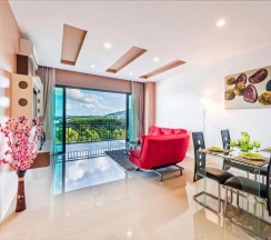 Трёхместный люкс в Chalong Miracle Lakeview Resort & Spa