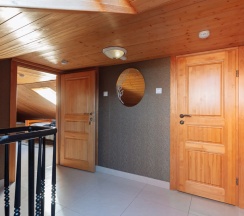 Шестиместный семейный номер Standard Мансарда с 2 комнатами в Константа