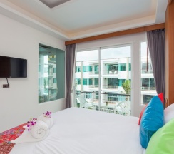 Двухместный номер Standard с балконом двуспальная кровать в The samui beach resort