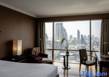 Номер Premium Deluxe в Pullman Bangkok Hotel G