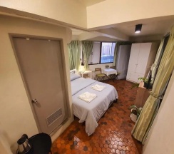 Двухместный номер Superior (двуспальная кровать) в Home16 Hostel 16