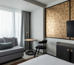 Номер стандарт с 1 двуспальной кроватью на высоком этаже в Hyatt Place Ekaterinburg