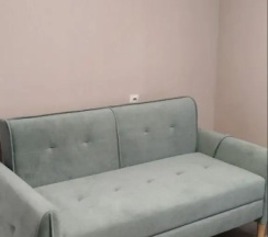 Двухместная студия с балконом и с красивым видом из окна (двуспальная кровать) в Квартира Новая квартира с дизайнерским ремонтом